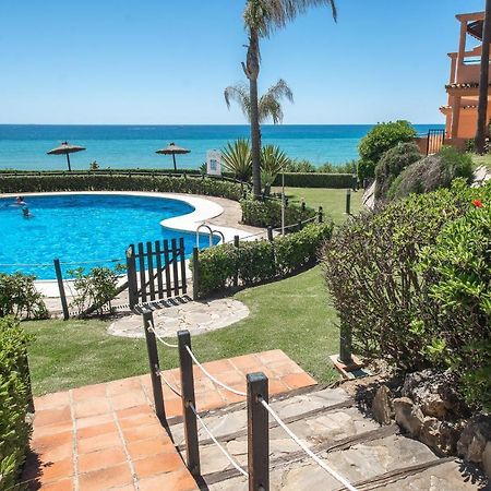 Fantastic Beachfront Apartment Estepona Exterior foto